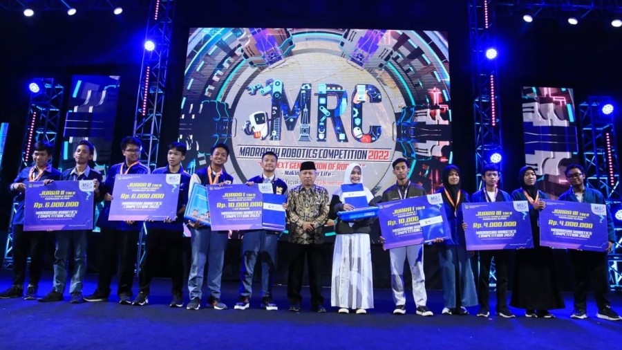 MAN Kota Surabaya sabet Juara 2 dalam Madrasah Robotics Competition (MRC) 2022